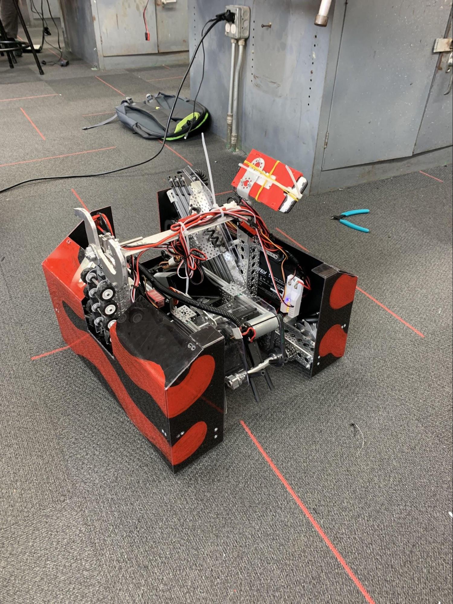 8680 Kraken Pinion's Rover Ruckus robot